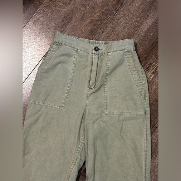 Roots Cotton/Linen Loose Pants - Picture 2 of 9